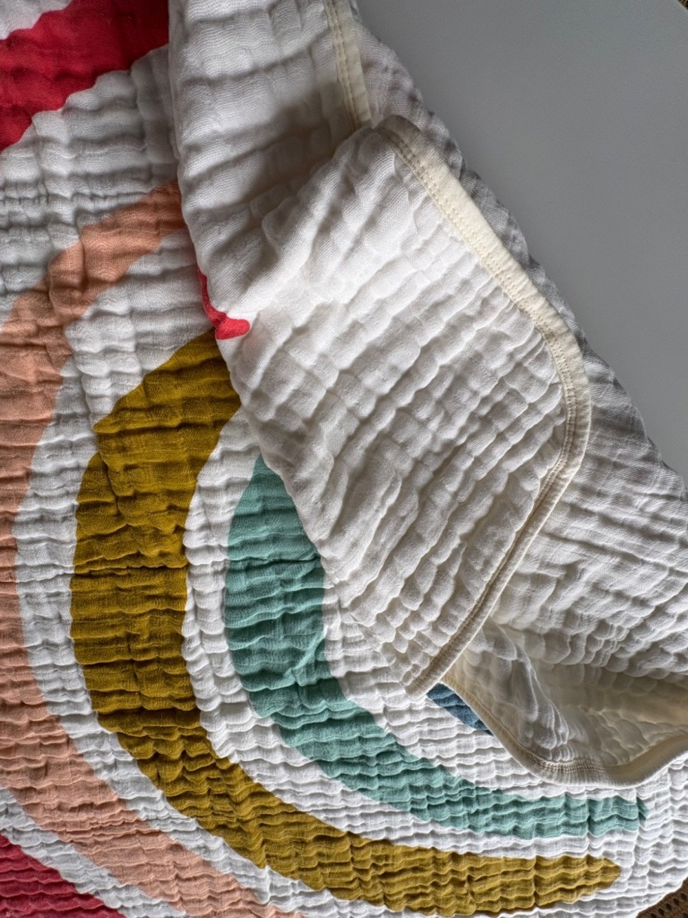 New Clementine kids Baby Quilt Rainbow - Picture 4 of 4